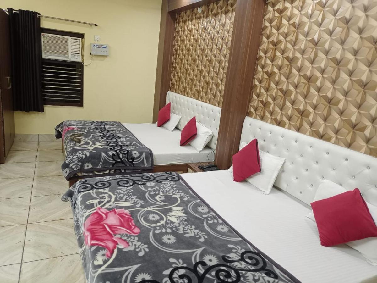 Hotel vinayak inn Haridwār Eksteriør bilde